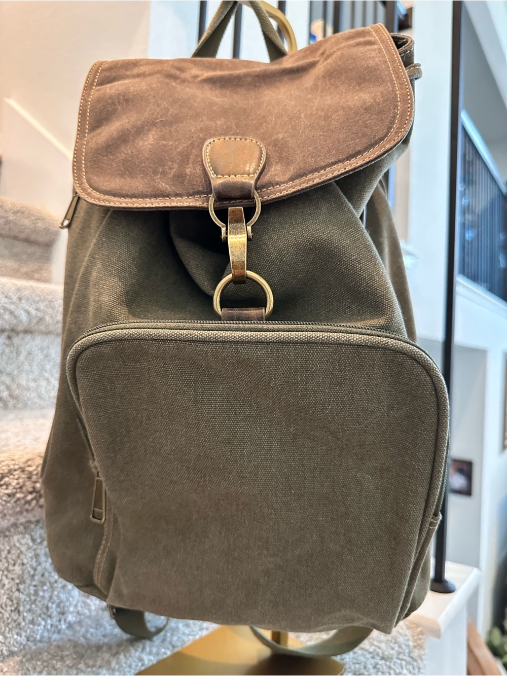 OLIVE GREEN CANVAS BACKPACK